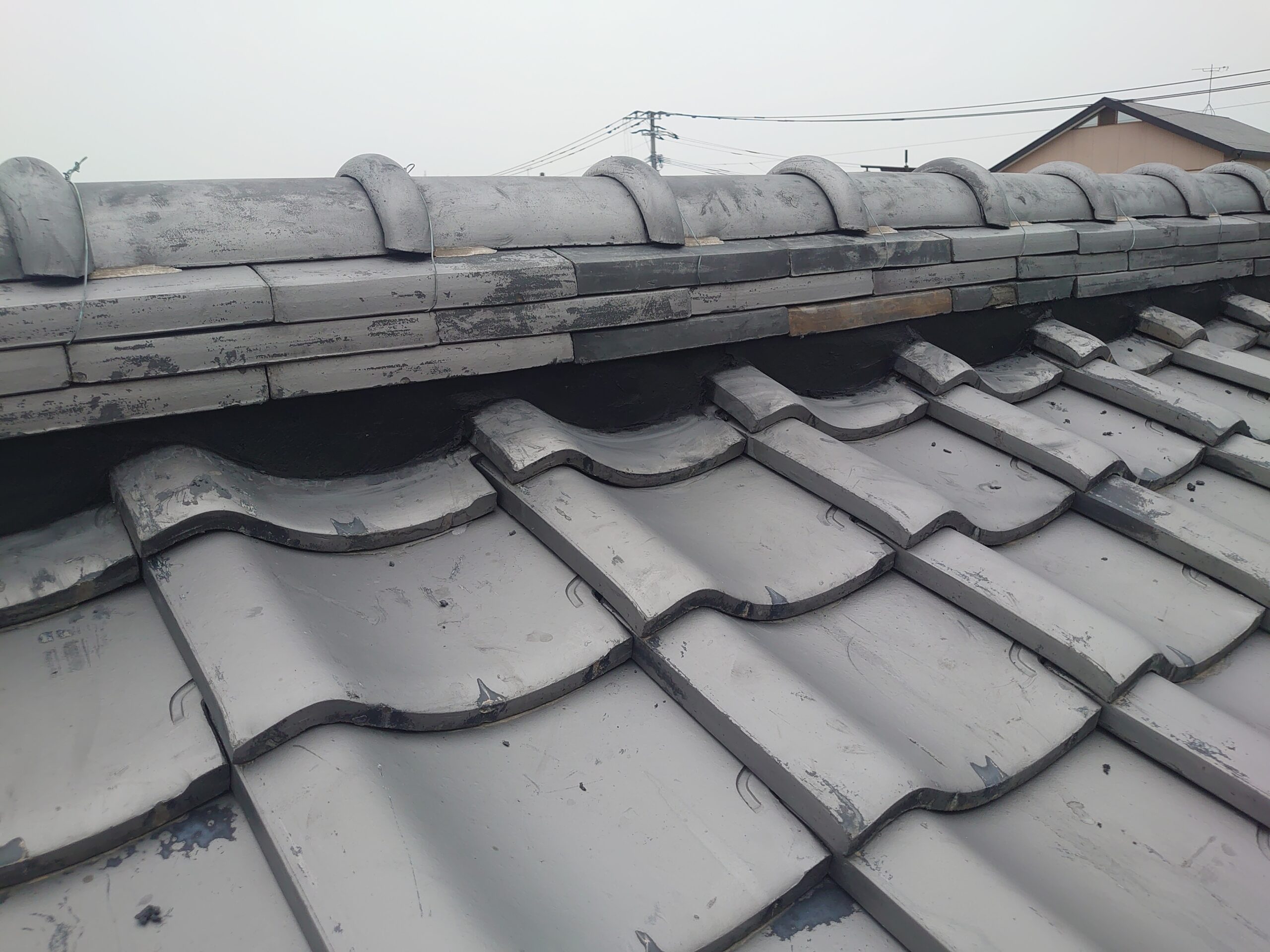 雨漏れ調査　修理　屋根瓦の補修